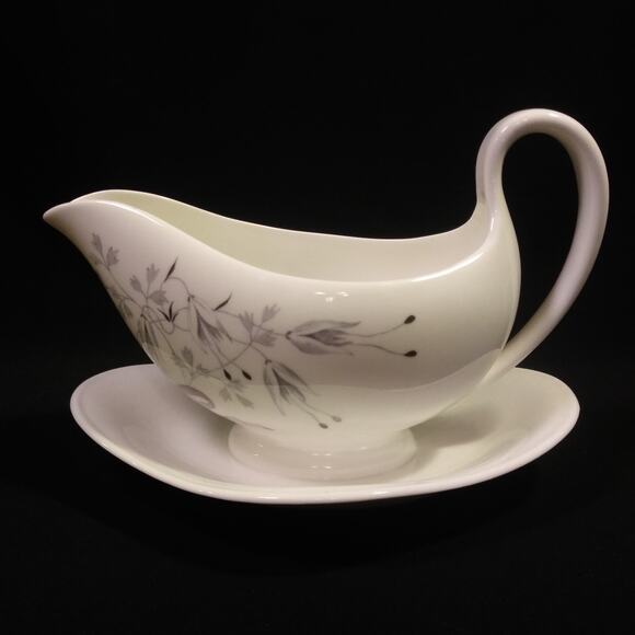 Vintage Wedgwood Gravy Boat w Attached Underplate in Wild Oats 6.5 in - Picture 1 of 9